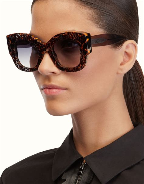 gafas de sol mujer fendi|Gafas de sol .